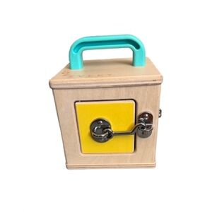 Lovevery Wooden Lockbox Montessori Toy Fine Motor Skills Busy Box